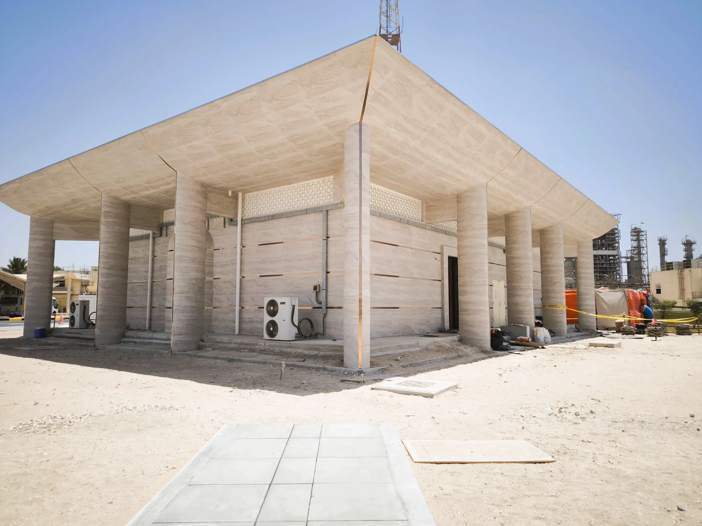 Mosque columns in coral travertine