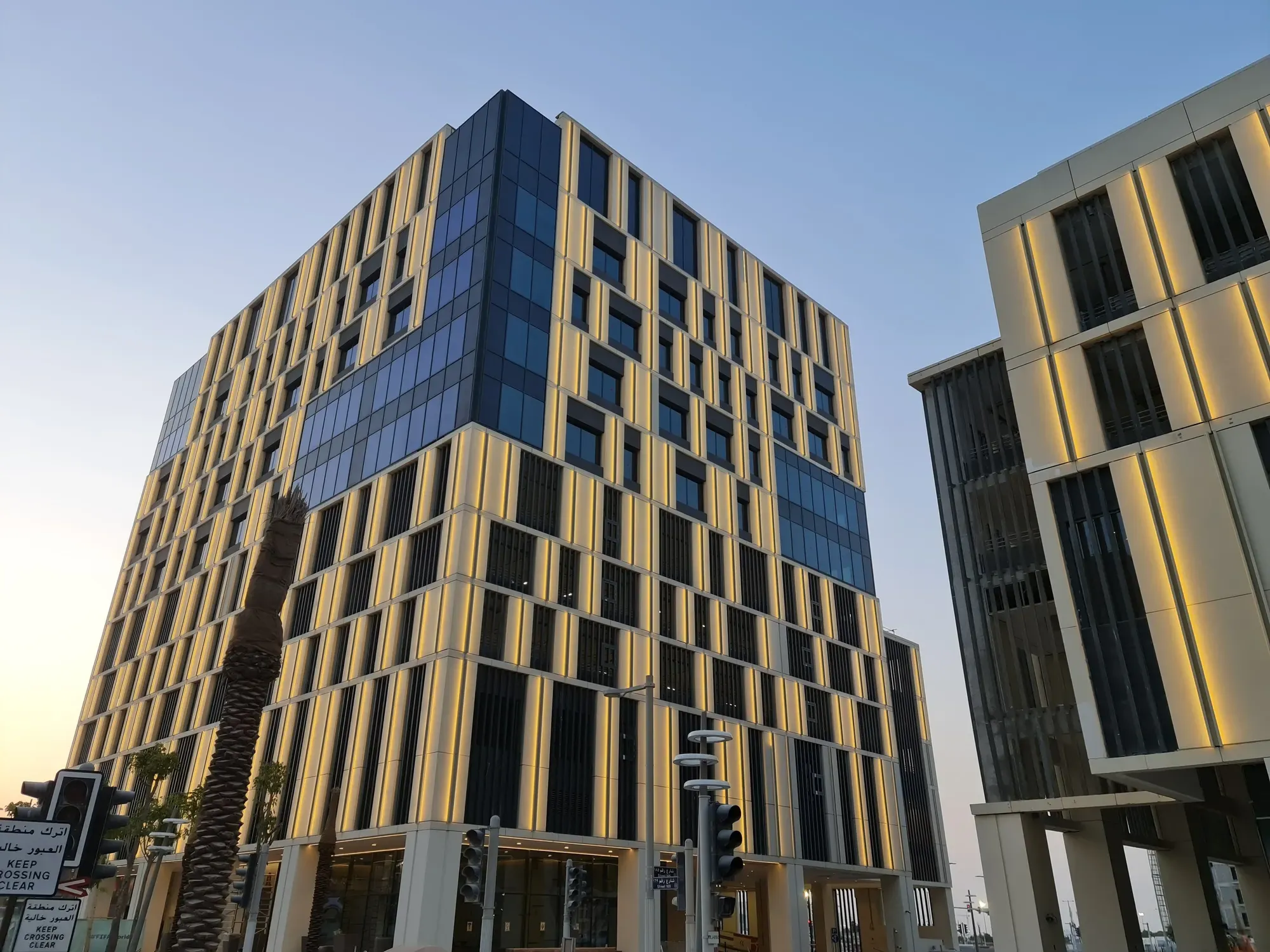 Lusail Commercial Boulevard, photo 4