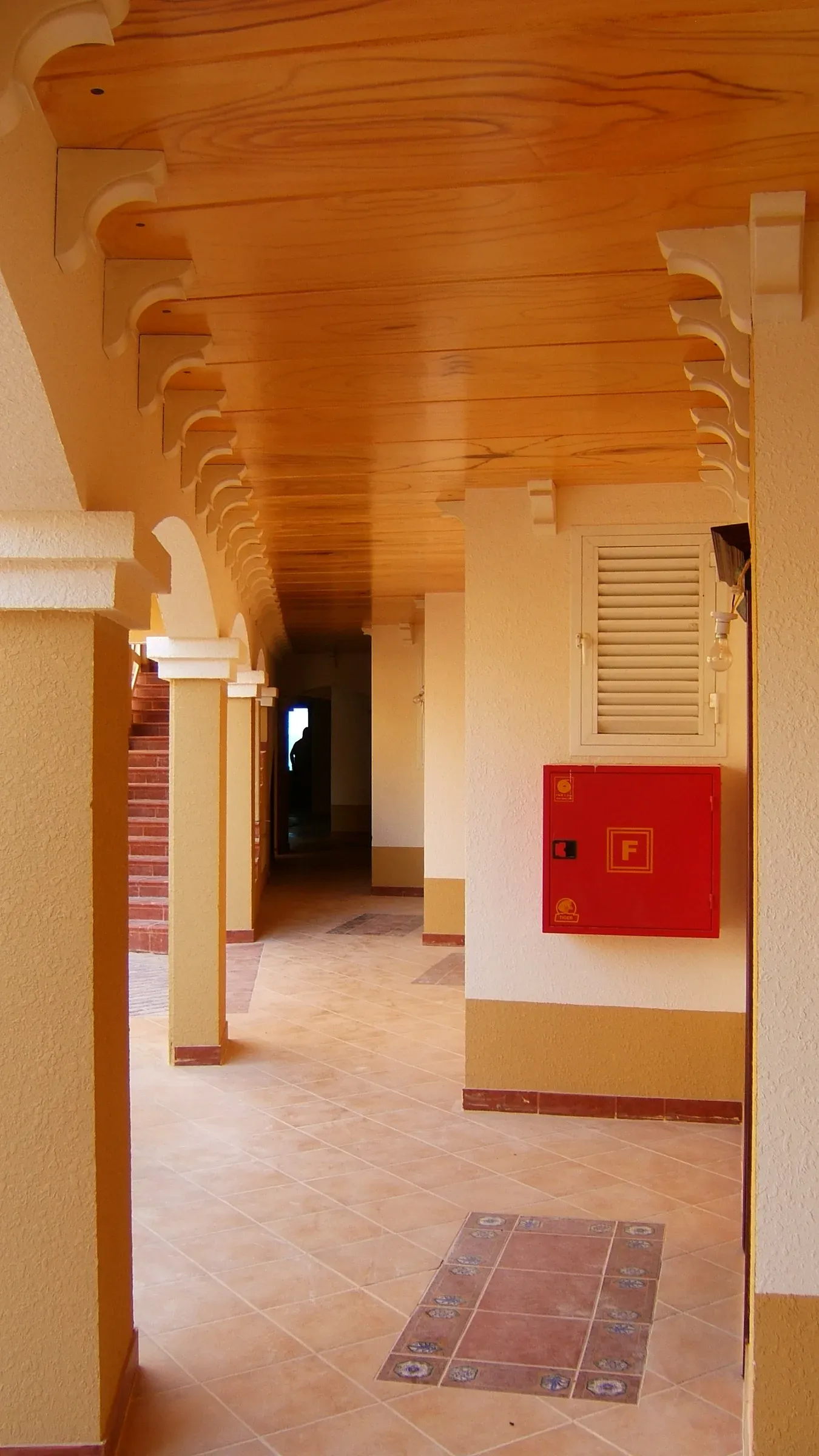 Design features, detail 2